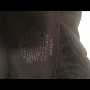 Pair of spanx leggings. Barely used.